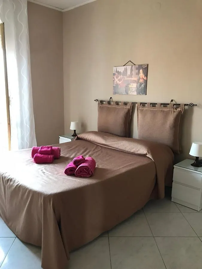 Neapolitan Rooms 0*, Naples Italy
