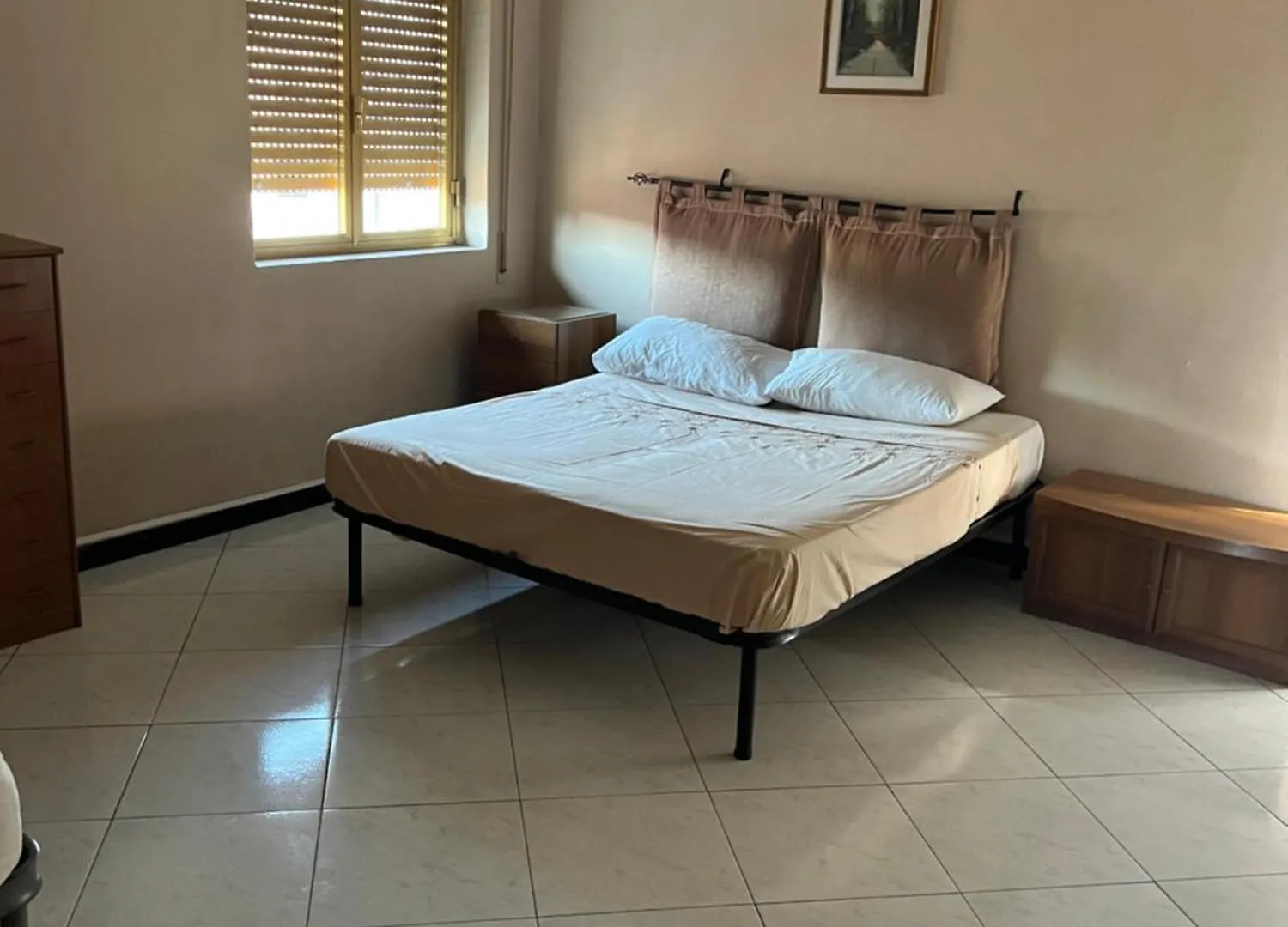 Neapolitan Rooms Guest house